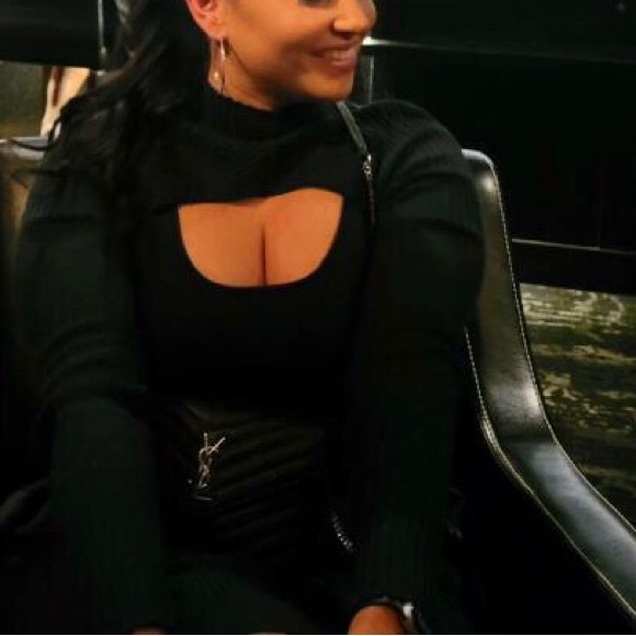 Forster green long sleeve dress with cut out - Picture 3 of 3